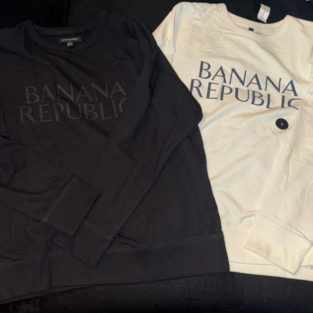 NWT Lot of 2 Banana Republic Black and Cream Logo Sweatshirts - Picture 2 of 6